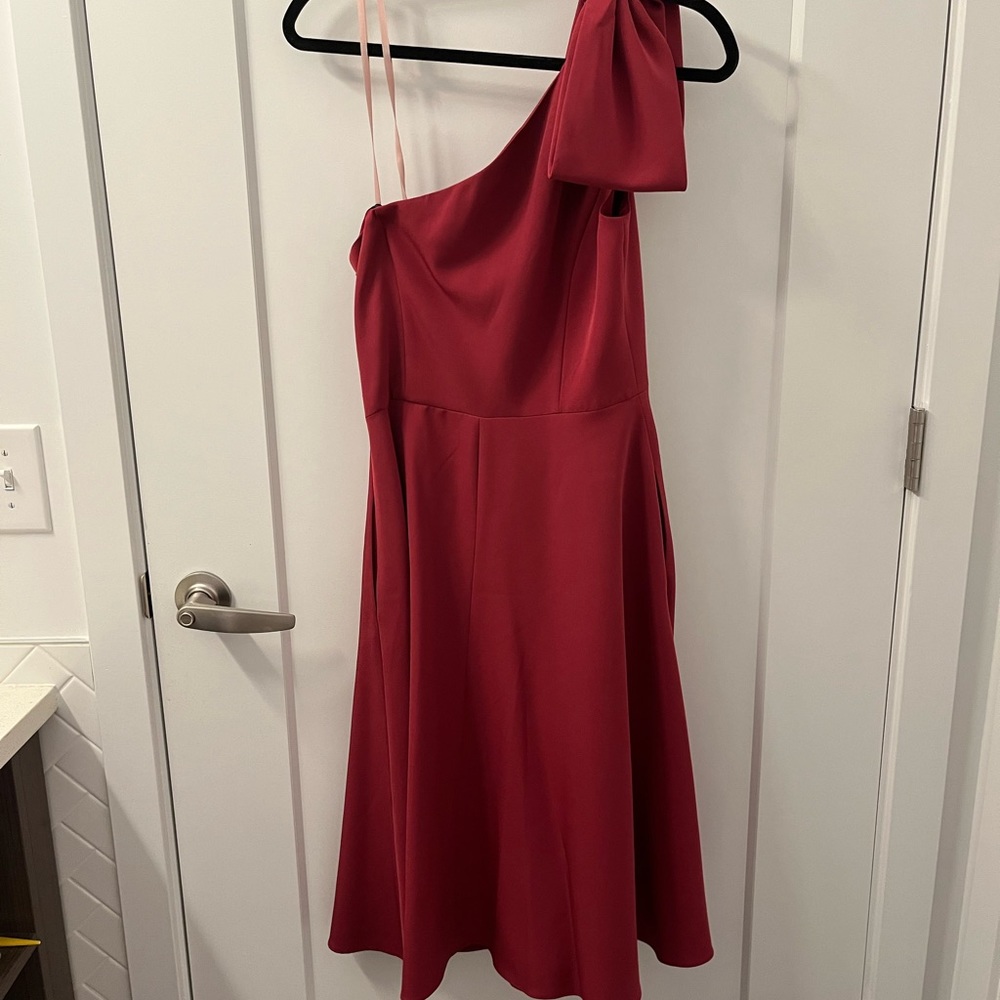 Gal Meets Glam One Should Bow Dress - Picture 6 of 9